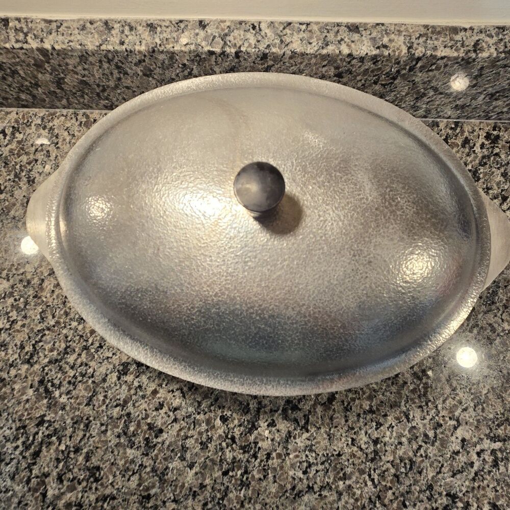 VTG Hammered Club Aluminum Hammercraft Cookware Oval Roaster Dutch Oven 16x10” - Picture 2 of 13